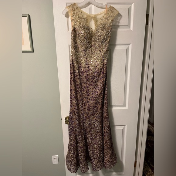 Dave & Johnny Purple and Gold Dress. MOTHER OF THE BRIDE/GROOM DRESS - Picture 7 of 8